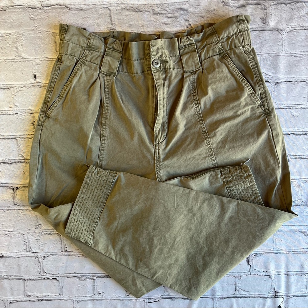 Blank NYC Paperbag Pants Green Tan 32 Womens Highrise Loosefit Comfy 
Great cond